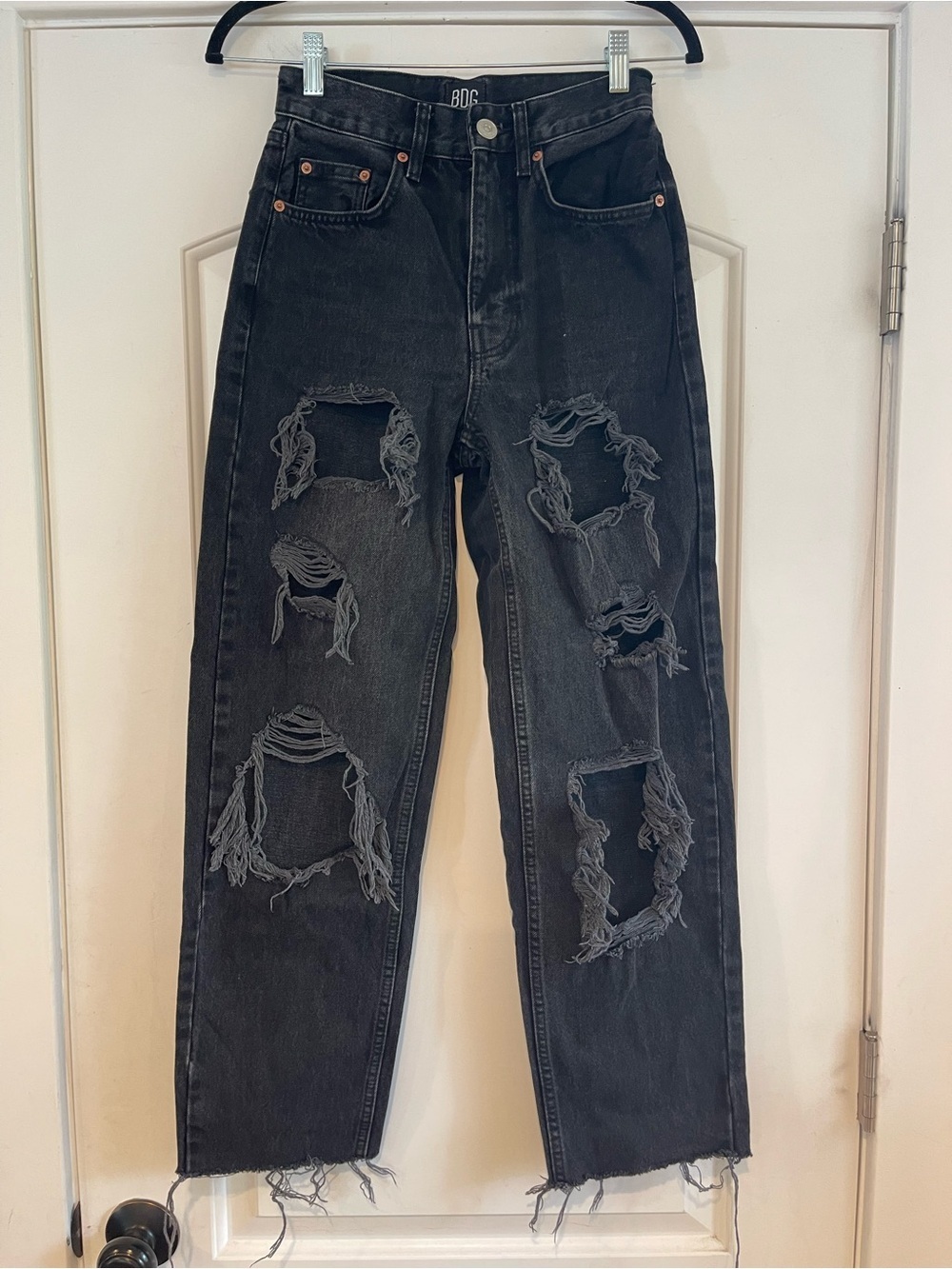 BDG High Rise Baggy Ripped Jean - 24